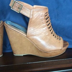 Madden Girl Tan Wedges